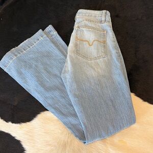 00/34 light wash Kimes Ranch Jenifer boot cut jeans